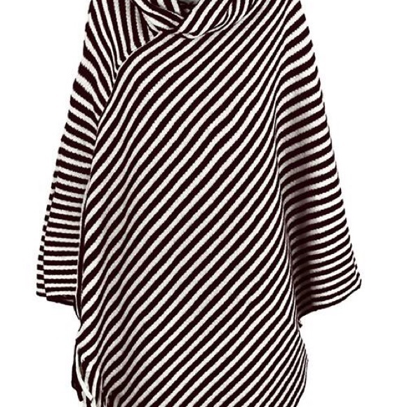 Striped Poncho- New With 🏷 - Picture 3 of 3
